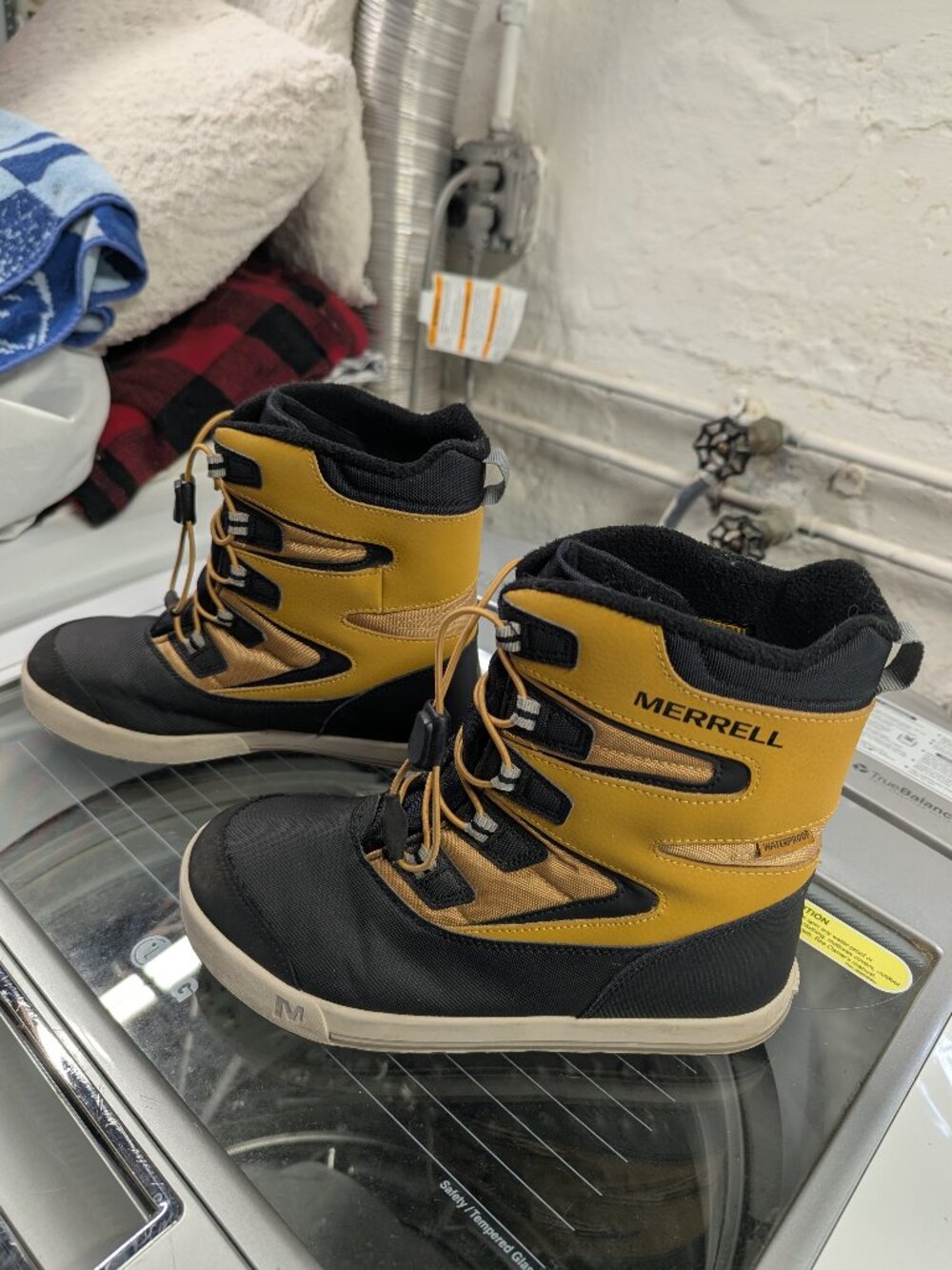 Merrell Boys' Waterproof snow boots